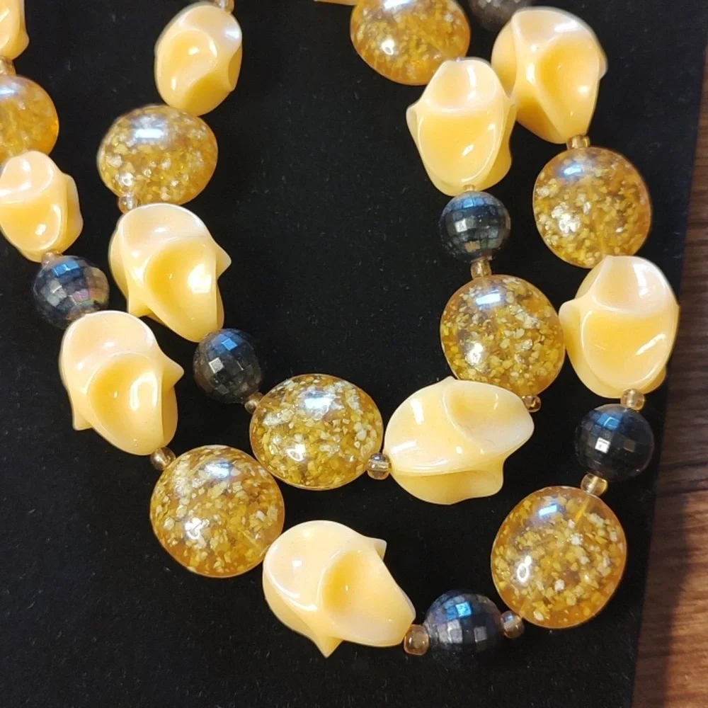West Germany Beaded Necklace Set - Picture 3 of 8